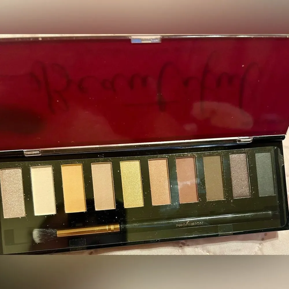 New Profusion Beautiful 10 Color Eyeshadow Palette